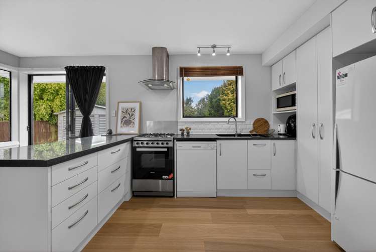 6 Blossomdale Place Bishopdale_5