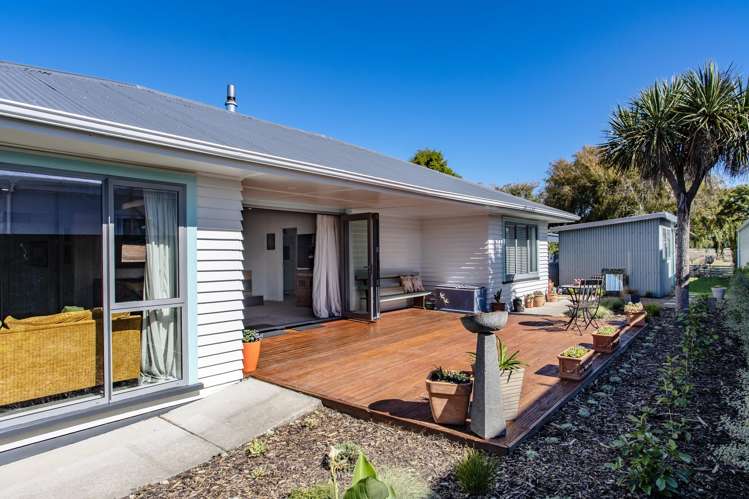 73 Dunns Avenue The Pines Beach_5