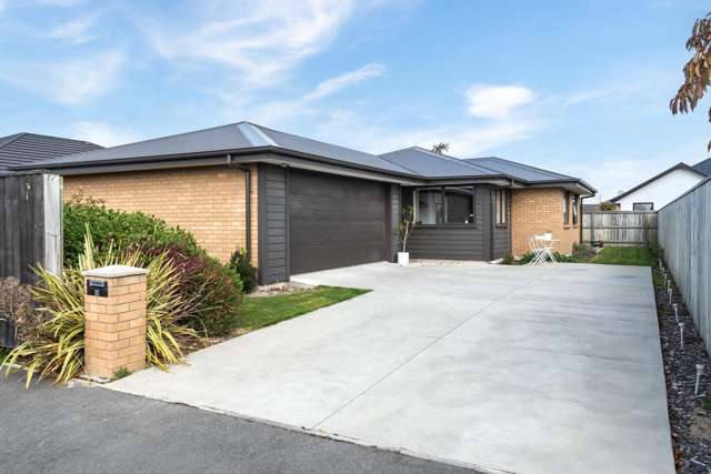 Modern Living In Milns Park