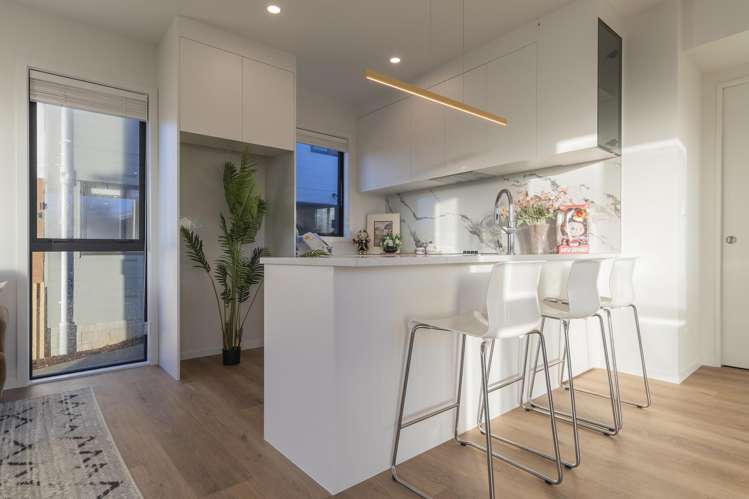 49A Centorian Drive Windsor Park_7