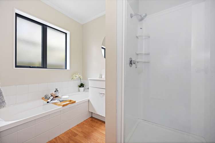 30 Pointon Glade Grandview Heights_20