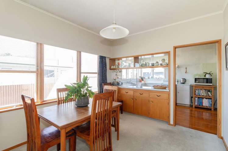 17 Henderson Crescent Onekawa_6