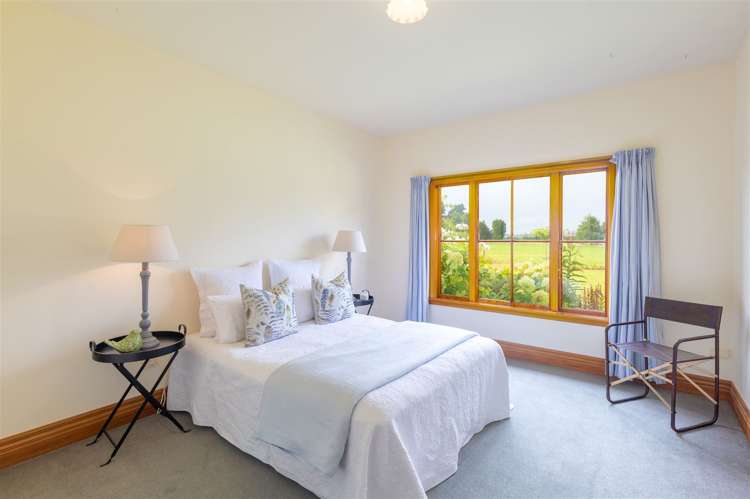 2384 South Eyre Road West Eyreton_11