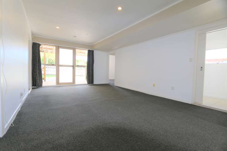 338 Glengarry Road Glen Eden_6