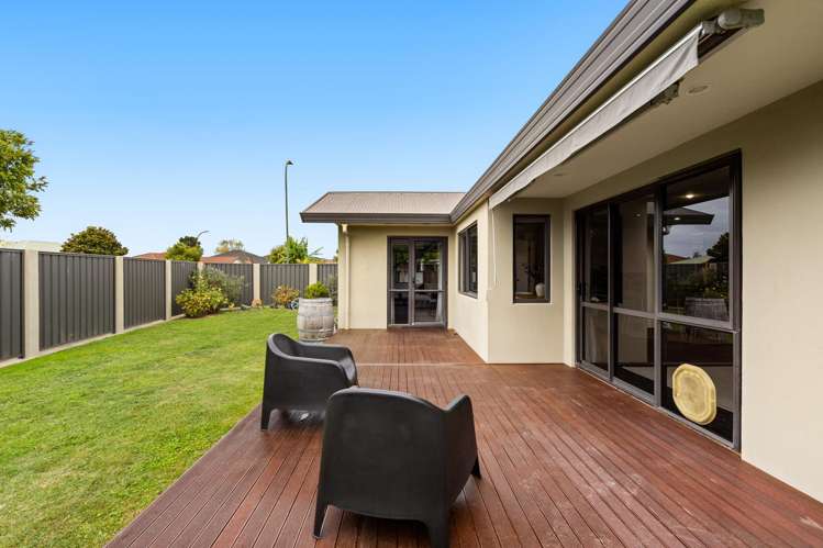 2 Harrison Court Clive_5