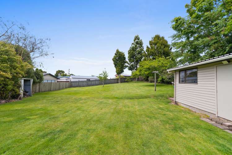 13 Henare Place Tihiotonga_8