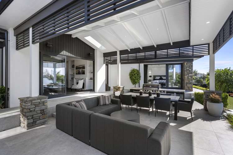 76 Bramley Drive Farm Cove_12