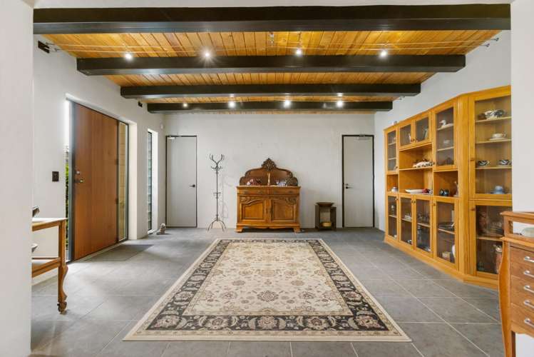 32 Rockhaven Albert Town_2