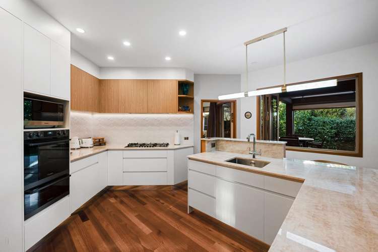 2/114 Aberdeen Road Campbells Bay_11