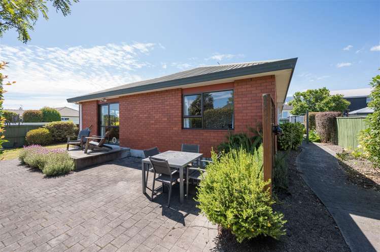 28 Andrew Street Stoke_17