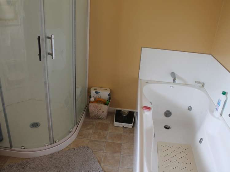 120 Great North Road Winton_5