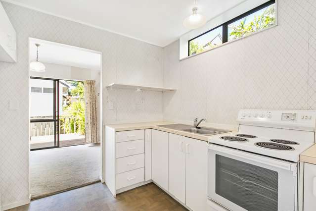 8/24 Eastglen Road Glen Eden_1