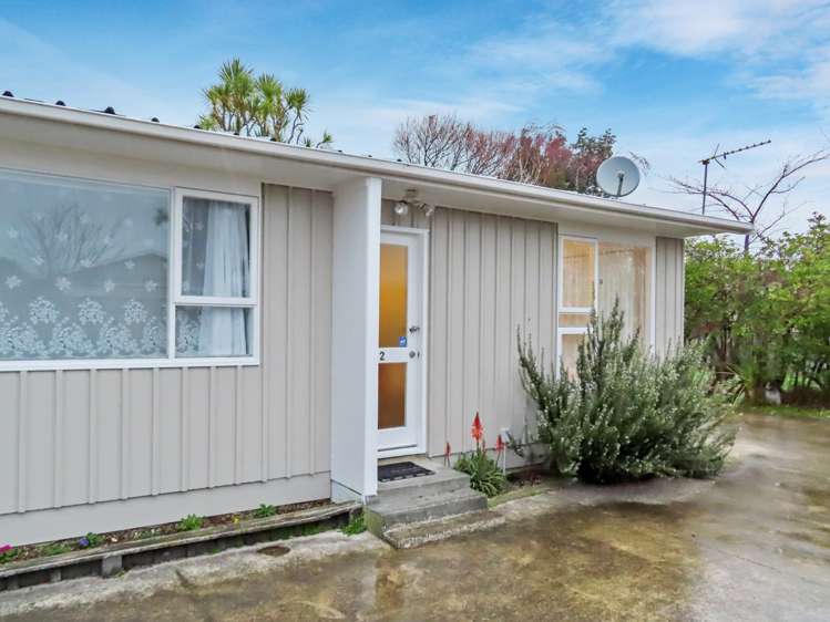 2/30B Awamutu Grove_0