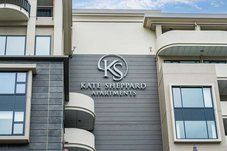 5J/42 Molesworth Street Thorndon_14