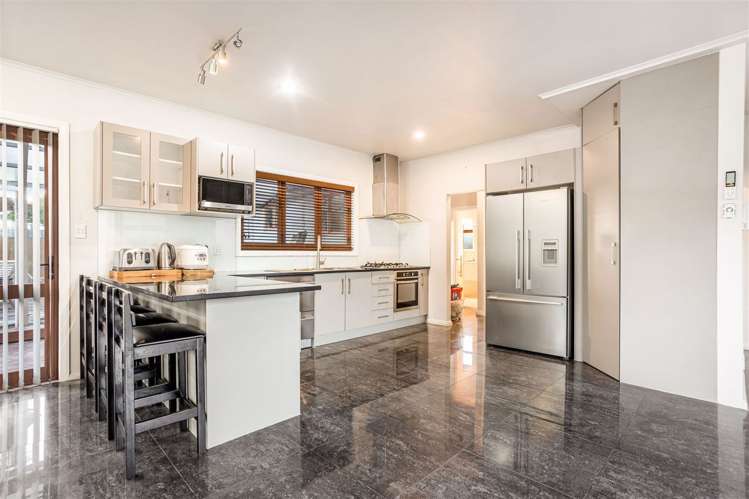 73 Ash Street Avondale_6