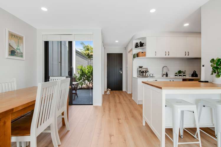 87 Bonair Crescent Silverdale_9