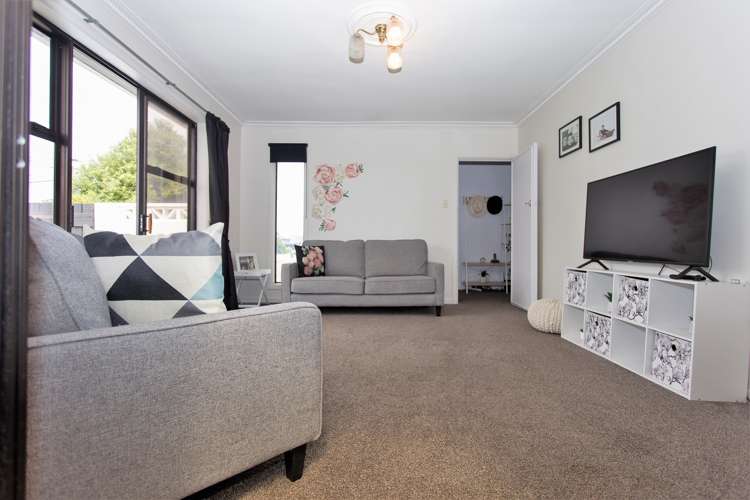 73 Hargood Street Woolston_5