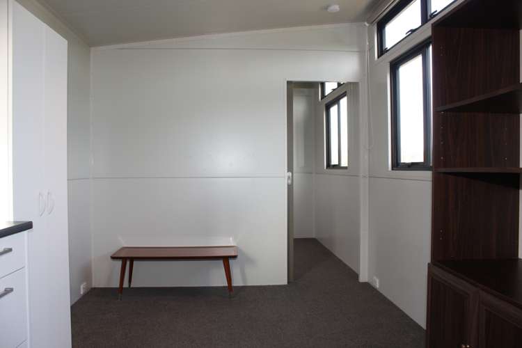 10 Te Toki Way Raglan_8