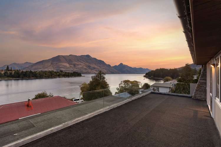 7/23 Adelaide Street Queenstown_7