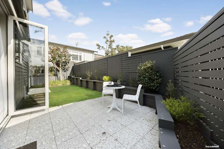 62A Walford Road_5