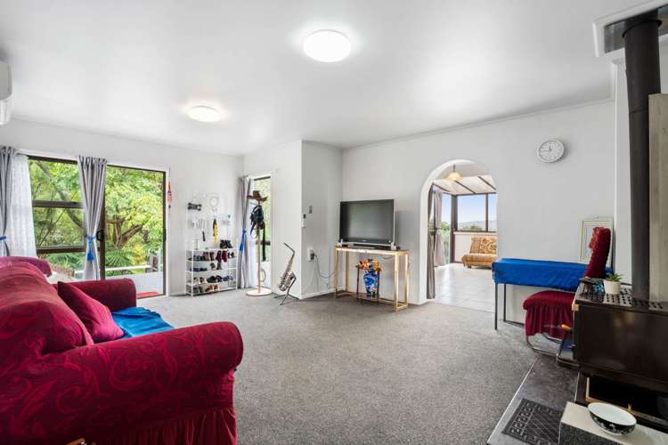 274 Forest Hill Road Waiatarua_6