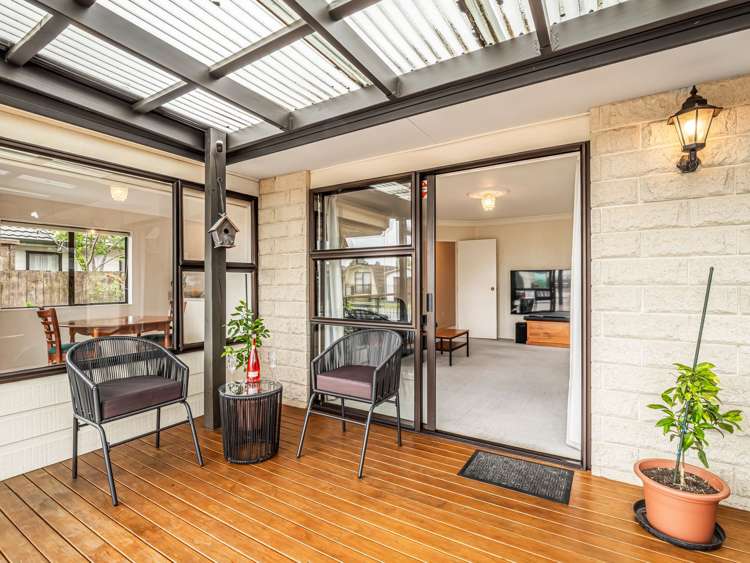 2A Belvedere Crescent Takaro_14