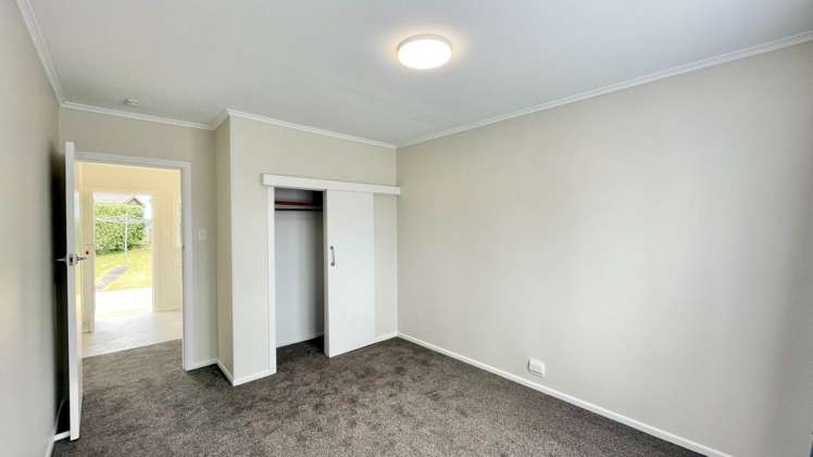 22b Kaipatiki Road Glenfield_10