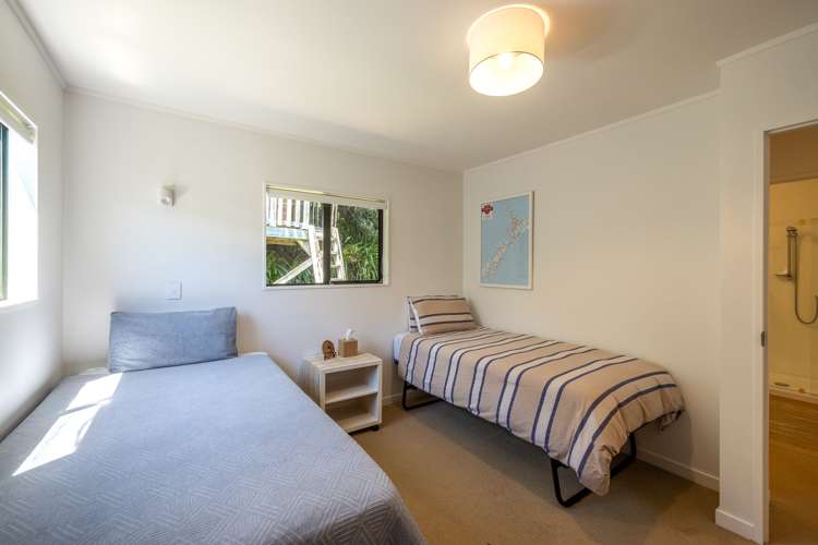 2 Hobson Terrace Onetangi_15