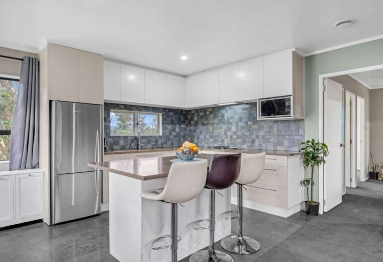 2/33 Seaward Place Wattle Downs_15