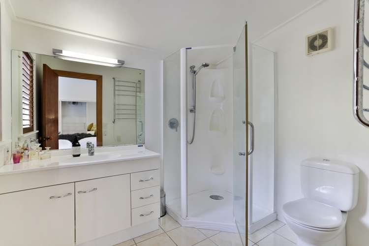 111 Scenic Drive Titirangi_12