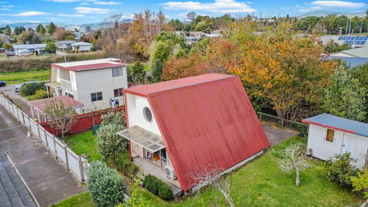 28 Neil Road Fairy Springs_17