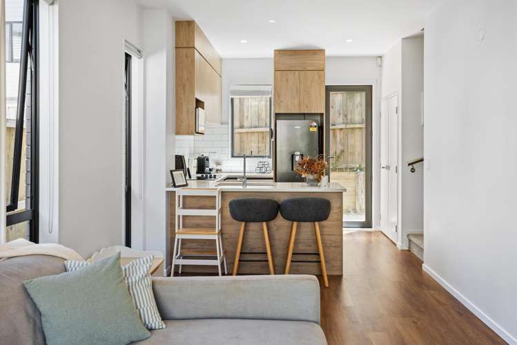 3/22 Coniston Avenue Te Atatu South_13