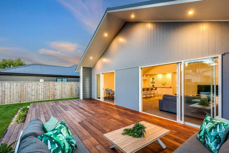 23a Oregon Drive Brown Owl_24