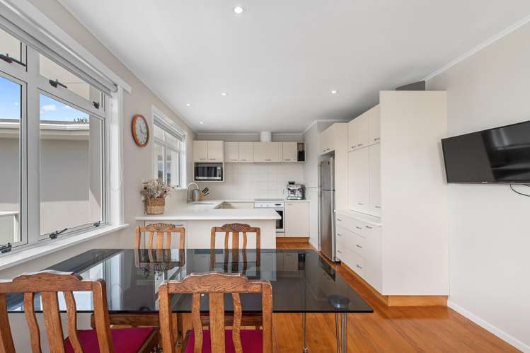 36 Levers Road Matua_6