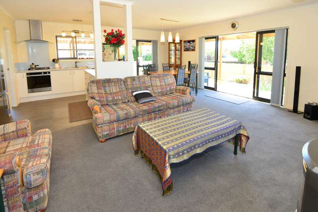 8 Hatton Road Orewa_1