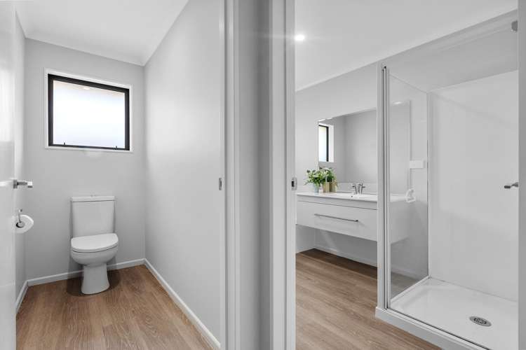 276 Lakes Boulevard Pyes Pa_13