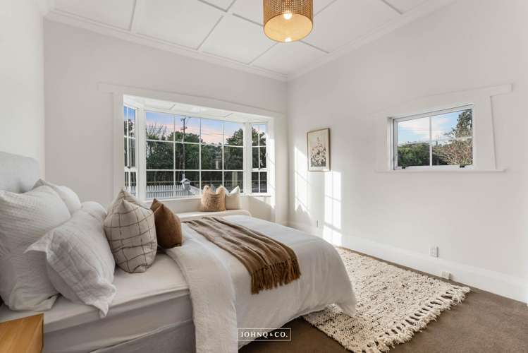 1/137 Abbotts Way Remuera_7
