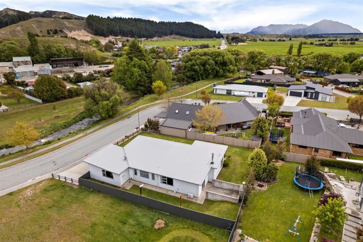 25 Alice Burn Drive Luggate_18