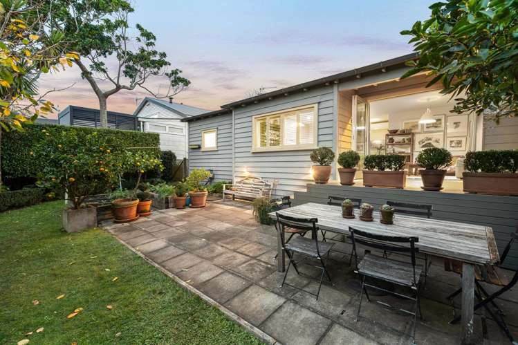 26 Egremont Street Belmont_25
