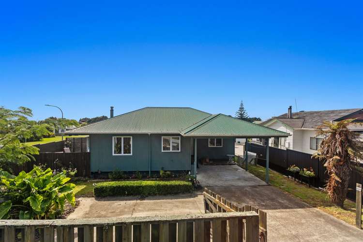 15 Mair Street Matata_13