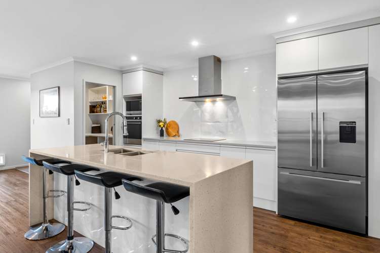 15 Orchard Terrace Riverhead_10