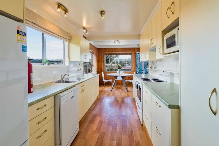 10 Seakens Way Glen Eden_13