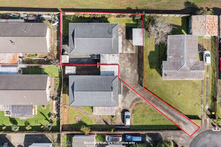 2/8 Seton Place Clover Park_8