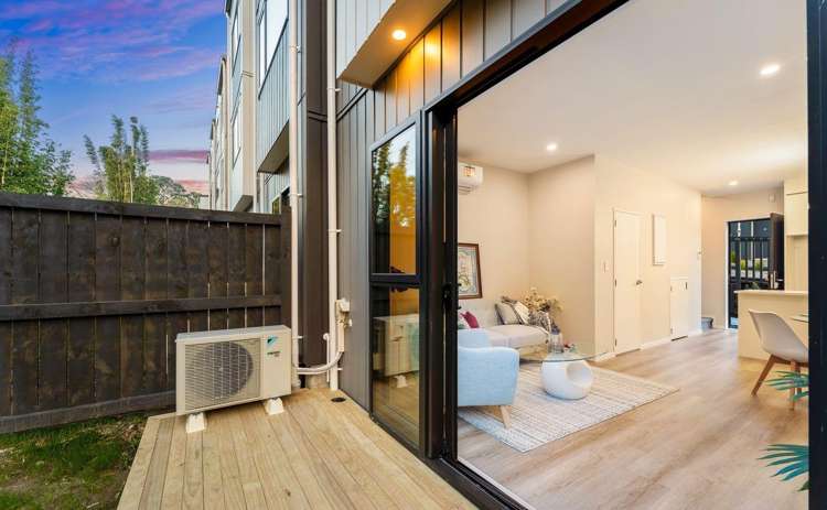 15 Don Oliver Lane Glen Eden_4