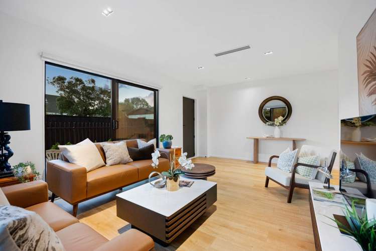 2F Hollywood Avenue_4