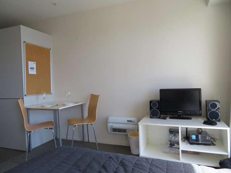 1105A/170 Taranaki Street 2185_6