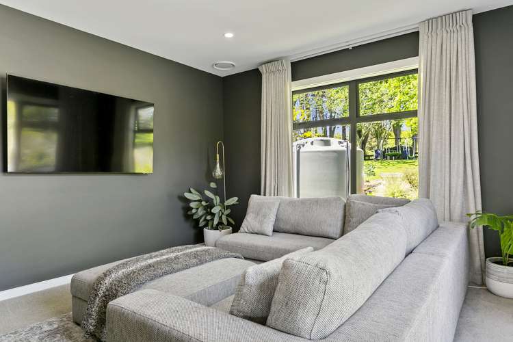 139 Mapara Road Acacia Bay_21