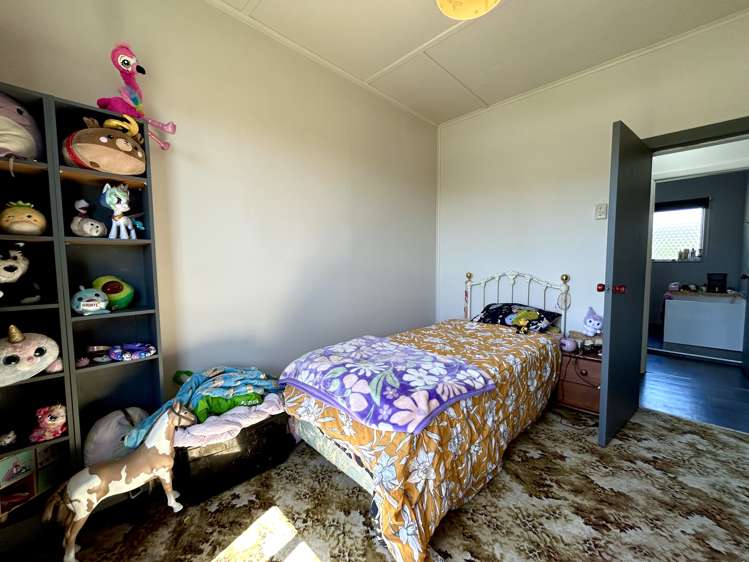 33 Ogilvie Road Gladstone_19