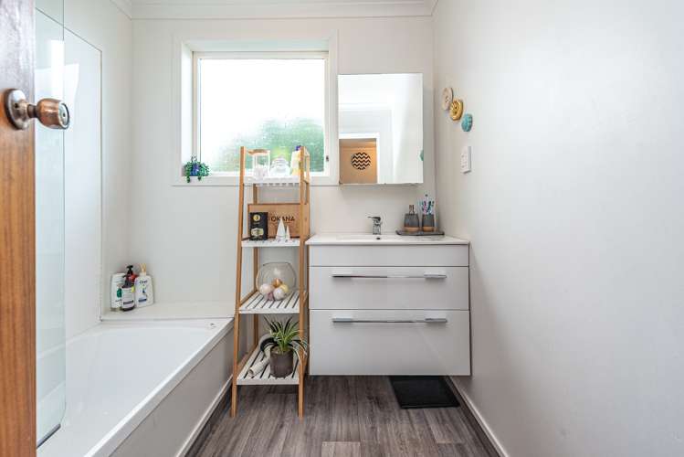 61 Surrey Road Springvale_16