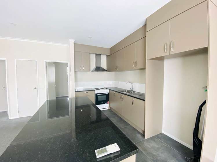 1/7 Topaz Place Wiri_3